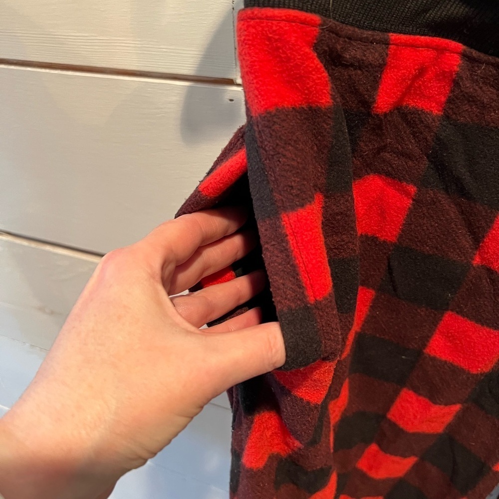 Tipsy Elves men’s lumberjack Red and Black Plaid Jogger Pants, size medium. EUC - Picture 5 of 6